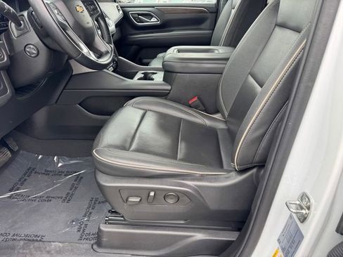 Certified 2024 Chevrolet Suburban Premier RWD image 13
