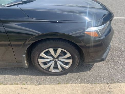 Used 2023 Honda Civic LX image 8