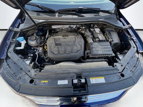 Used 2024 Volkswagen Tiguan SEL R-Line w/ MDO Package, Two-Row AWD/4WD image 35