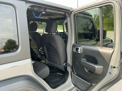 Used 2020 Jeep Wrangler Unlimited Sport AWD/4WD image 16