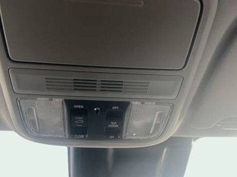 Used 2020 Honda Odyssey EX-L image 24