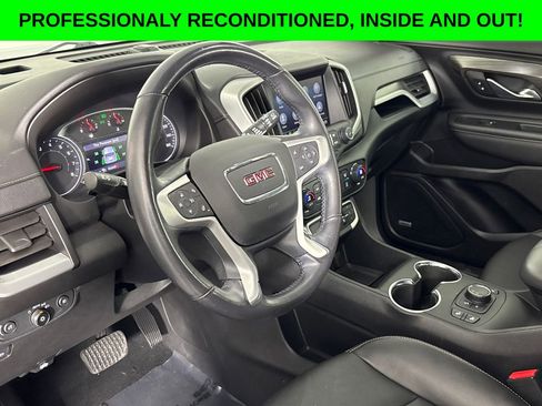 Used 2022 GMC Terrain SLT w/ Infotainment Package II FWD image 8