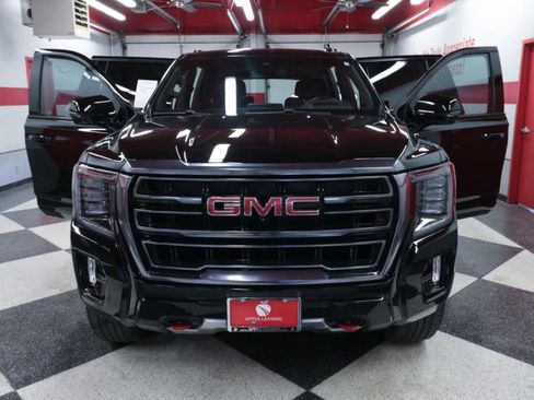 Used 2023 GMC Yukon XL AT4 w/ AT4 Premium Plus Package image 27