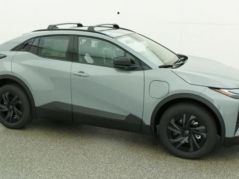 New 2026 Toyota C-HR AWD/4WD image 12