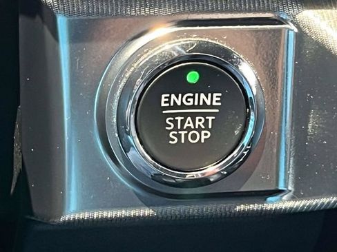 Used 2022 Ford F150 Raptor w/ Equipment Group 801A High AWD/4WD image 25