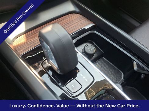 Certified 2024 Volvo XC60 B5 Plus w/ Protection Package Premier AWD/4WD image 16