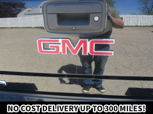 Used 2018 GMC Sierra 1500 SLT AWD/4WD image 49