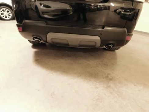 Used 2017 Land Rover Range Rover Sport SE image 24