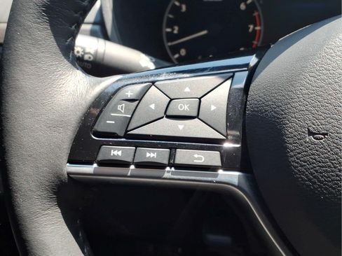 Certified 2025 Nissan Altima 2.5 SL FWD image 17
