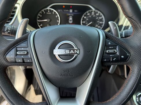 Used 2023 Nissan Maxima SR w/ Sport Mat Group FWD image 18