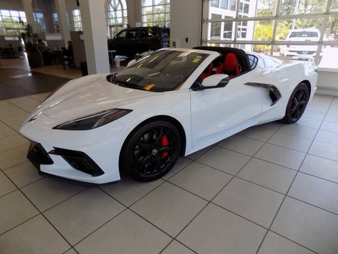 Used 2021 Chevrolet Corvette Stingray Premium Cpe w/ Z51 Performance Package RWD image 23