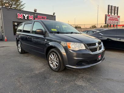 Used 2014 Dodge Grand Caravan SE