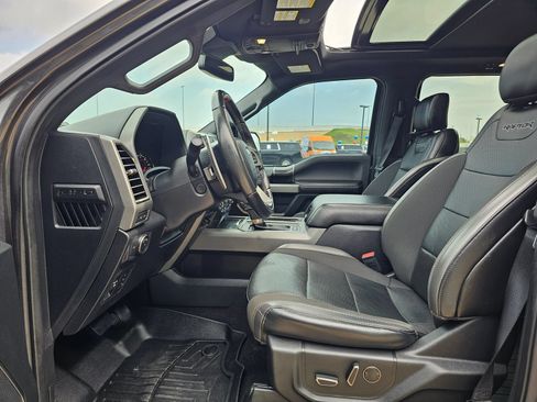 Used 2019 Ford F150 Raptor w/ Equipment Group 802A Luxury AWD/4WD image 15