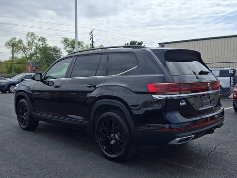 New 2026 Volkswagen Atlas SE AWD/4WD image 3