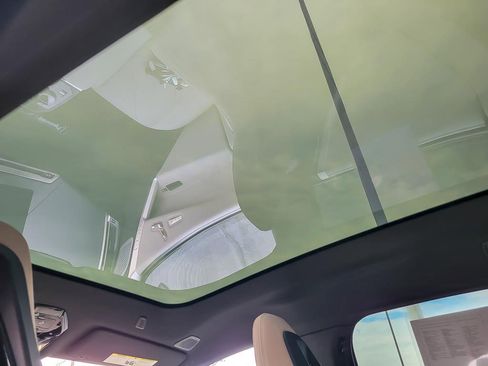 Used 2024 BMW iX M60 image 12