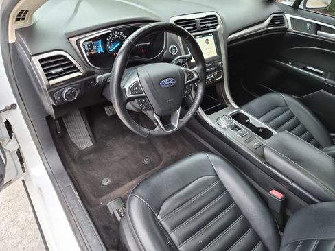 Used 2019 Ford Fusion SEL image 20