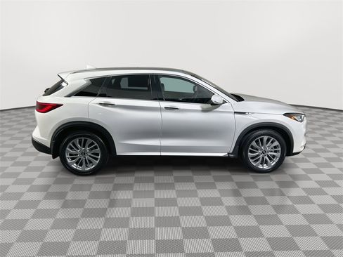 Used 2023 INFINITI QX50 Luxe image 9