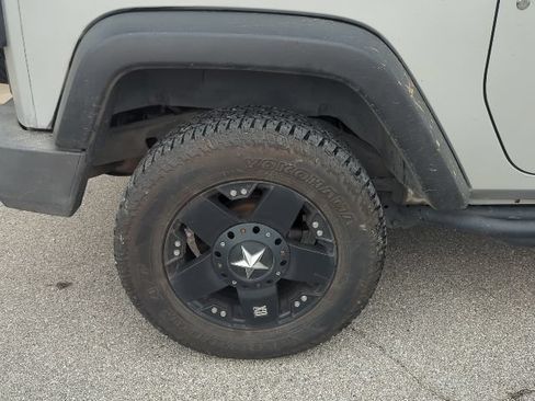 Used 2010 Jeep Wrangler Sport AWD/4WD image 21