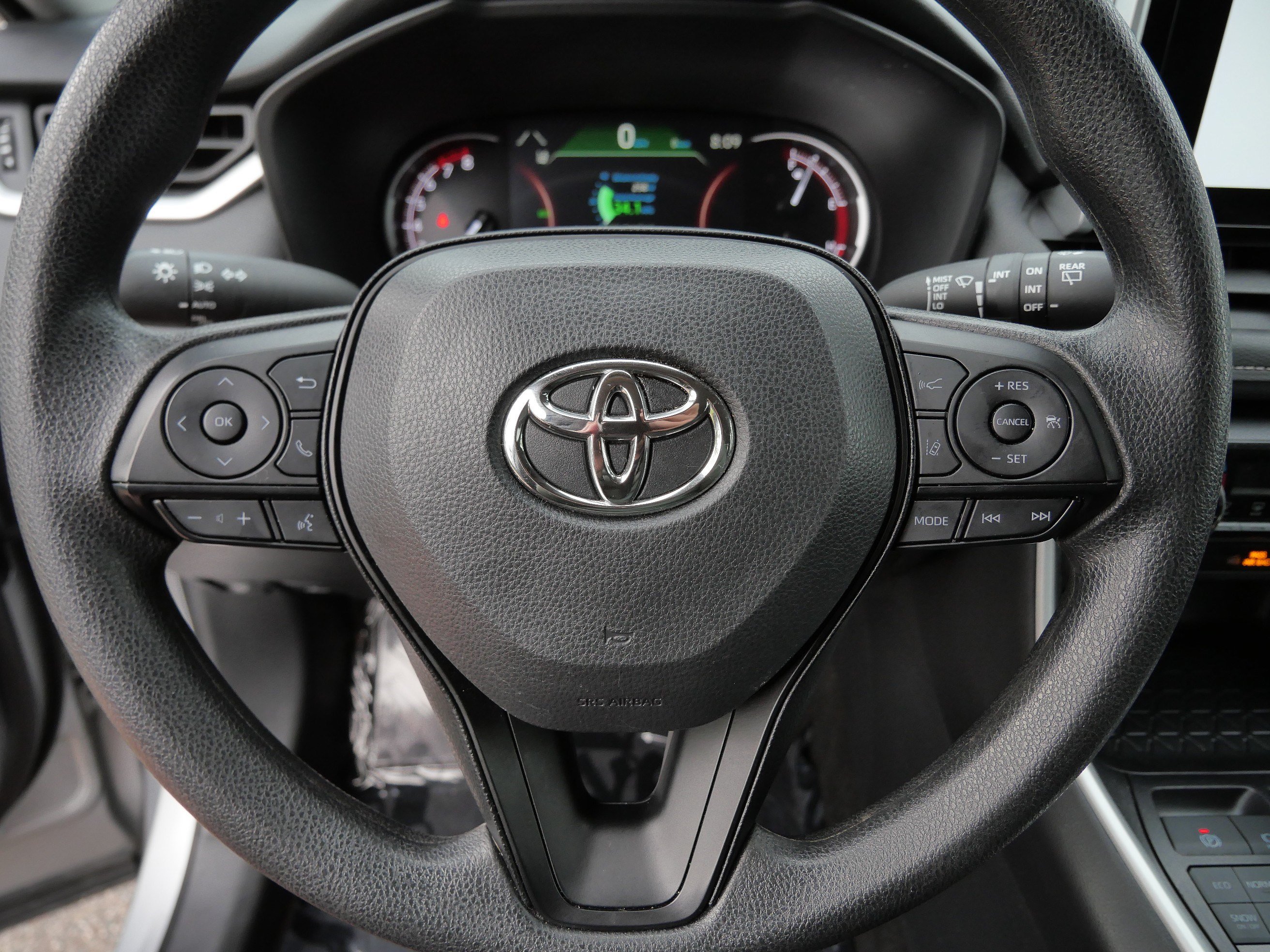Certified 2025 Toyota RAV4 XLE AWD/4WD image 26