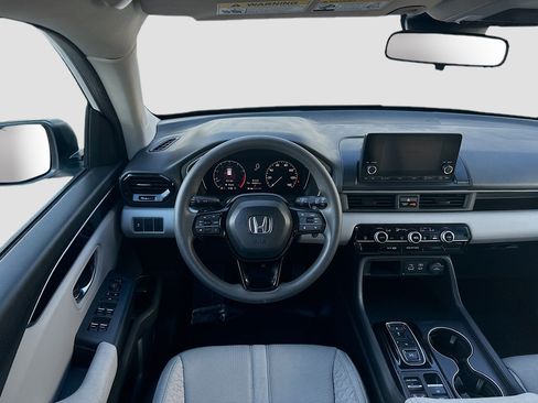 Used 2023 Honda Pilot LX image 20