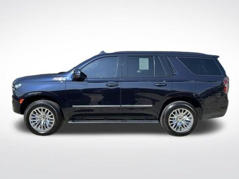 Used 2022 Chevrolet Tahoe Z71 w/ Luxury Package AWD/4WD image 14