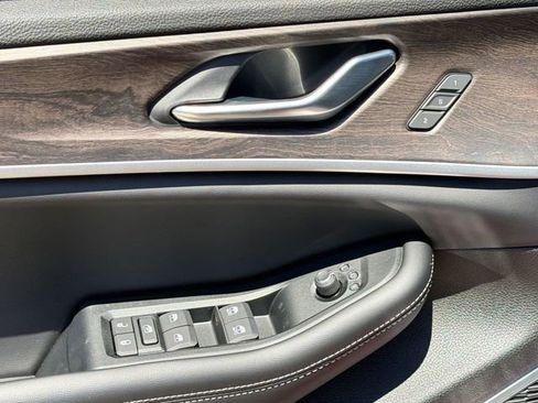 New 2026 Jeep Grand Cherokee L Limited AWD/4WD image 14