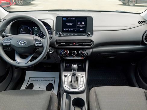 Used 2023 Hyundai Kona SEL AWD/4WD image 40
