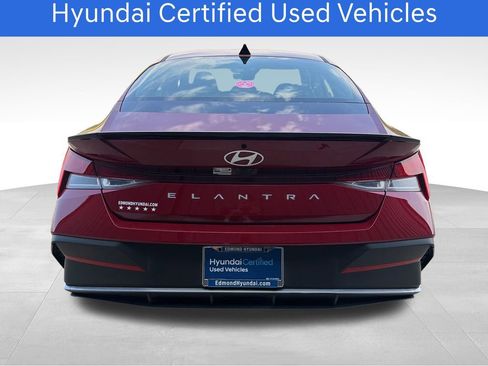 Certified 2025 Hyundai Elantra Sport FWD image 4