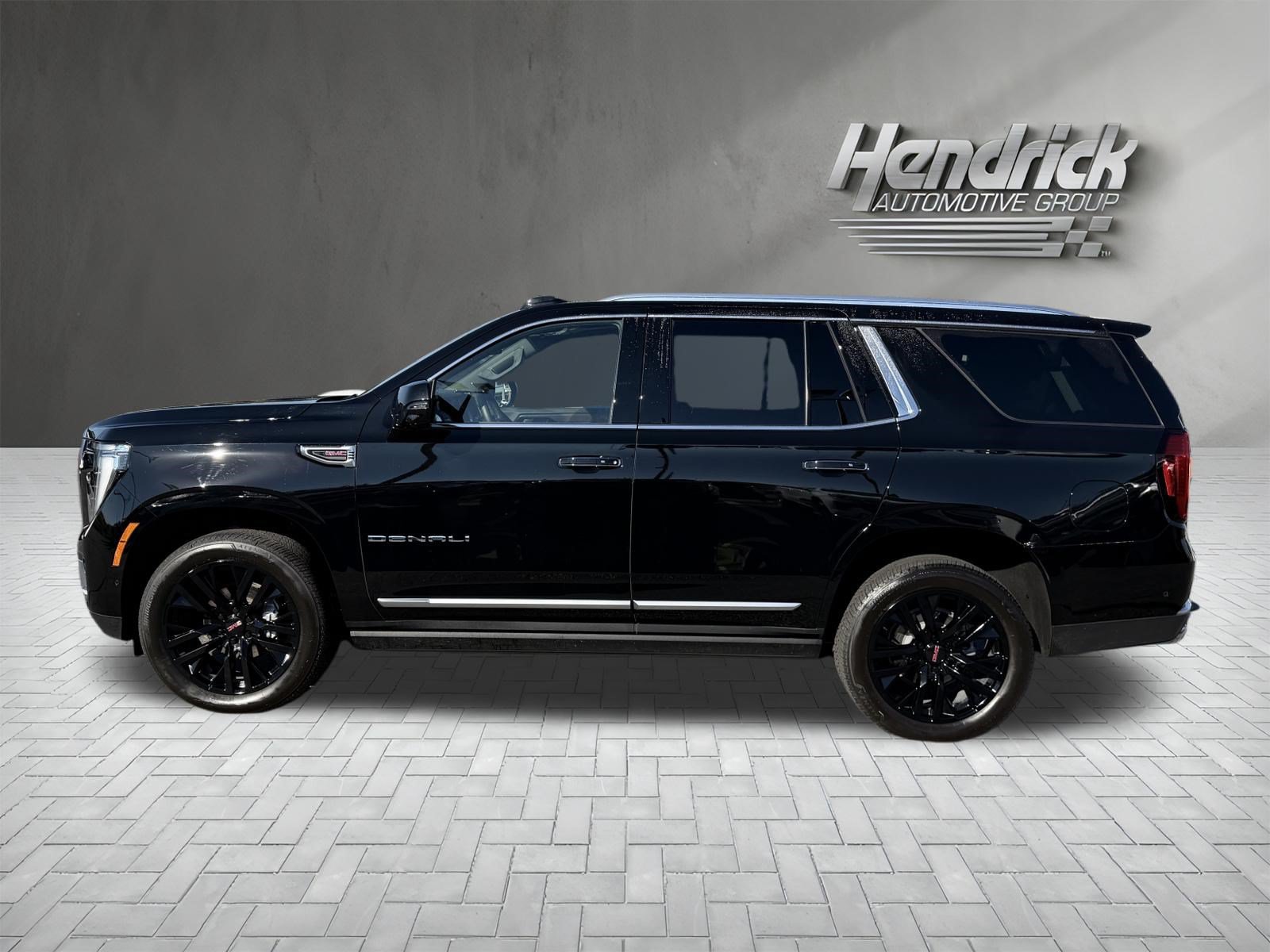 Used 2026 GMC Yukon Denali w/ Sun & Power Step Package AWD/4WD image 7