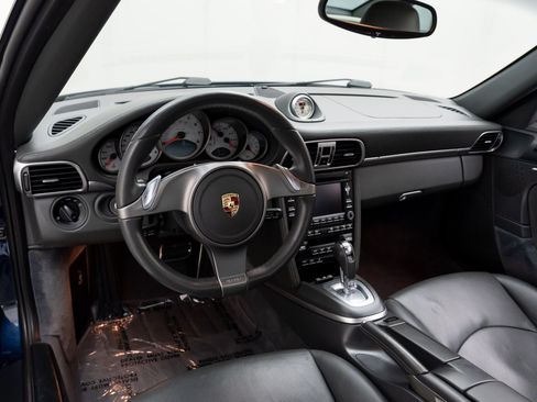 Used 2010 Porsche 911 Carrera S image 11