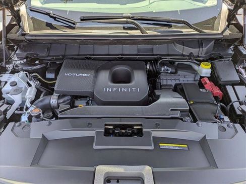 New 2026 INFINITI QX60 Luxe image 17