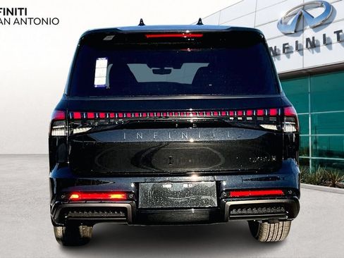 New 2026 INFINITI QX80 Autograph AWD/4WD image 4