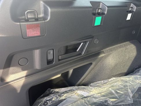 New 2026 Subaru Outback Premium image 29