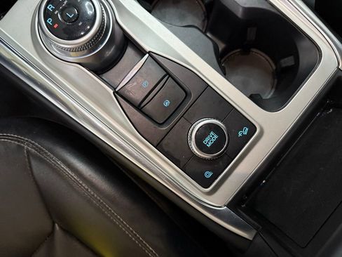 Certified 2022 Ford Explorer XLT w/ Equipment Group 202A image 41