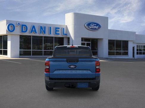 New 2026 Ford Maverick Lariat w/ Black Appearance Package image 5