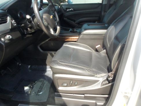 Used 2017 Chevrolet Tahoe LT RWD image 19