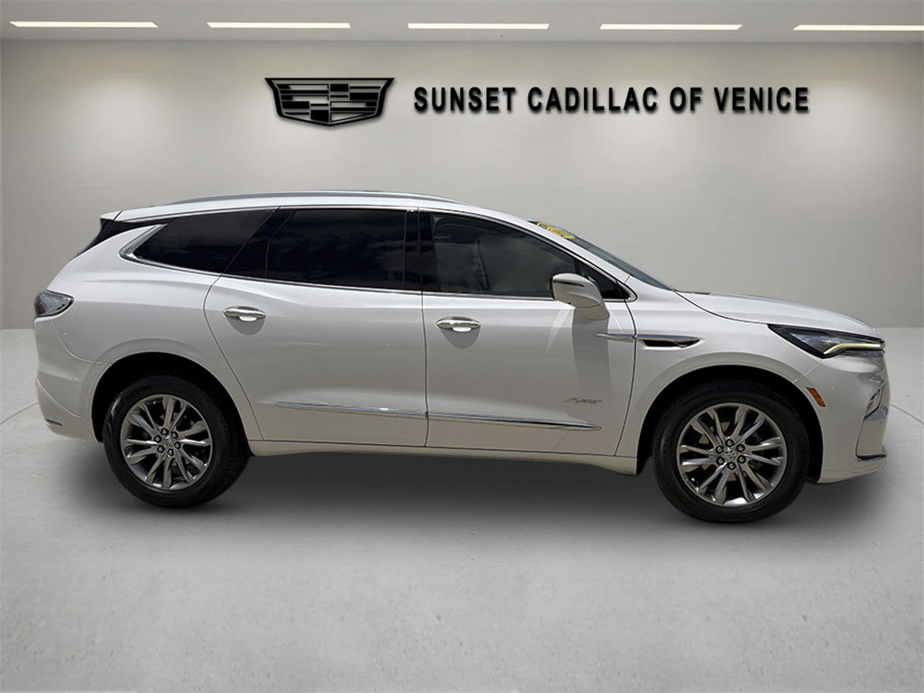 Used 2023 Buick Enclave Avenir w/ Avenir Technology Package AWD/4WD image 2