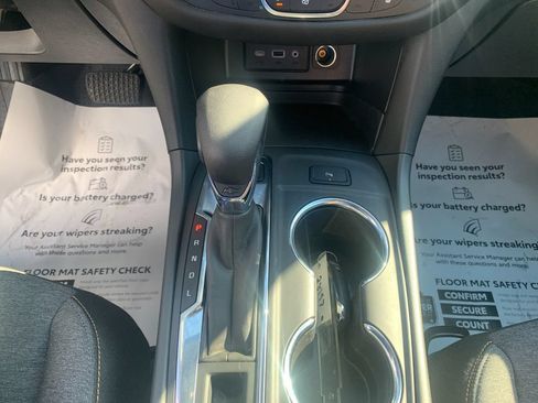 Used 2023 Chevrolet Equinox LT AWD/4WD image 25