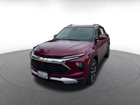 Used 2025 Chevrolet TrailBlazer LT image 7