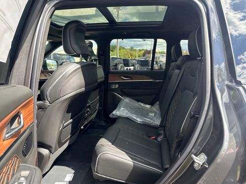New 2026 Jeep Grand Cherokee Summit AWD/4WD image 26