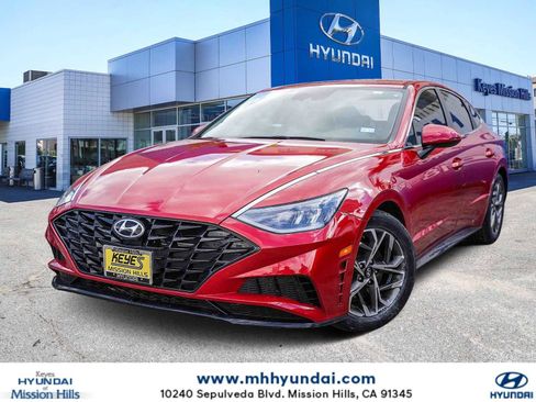 Used 2020 Hyundai Sonata SEL image 1