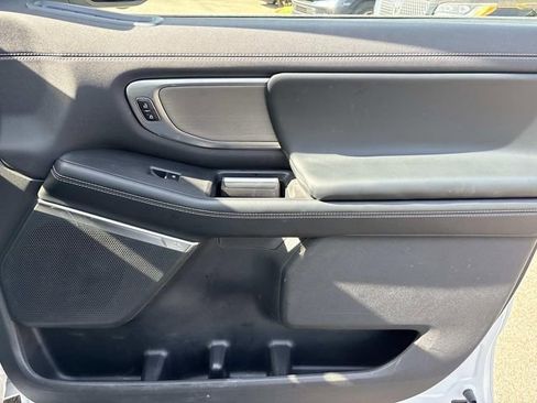 Certified 2025 Ford Expedition Max Platinum image 23