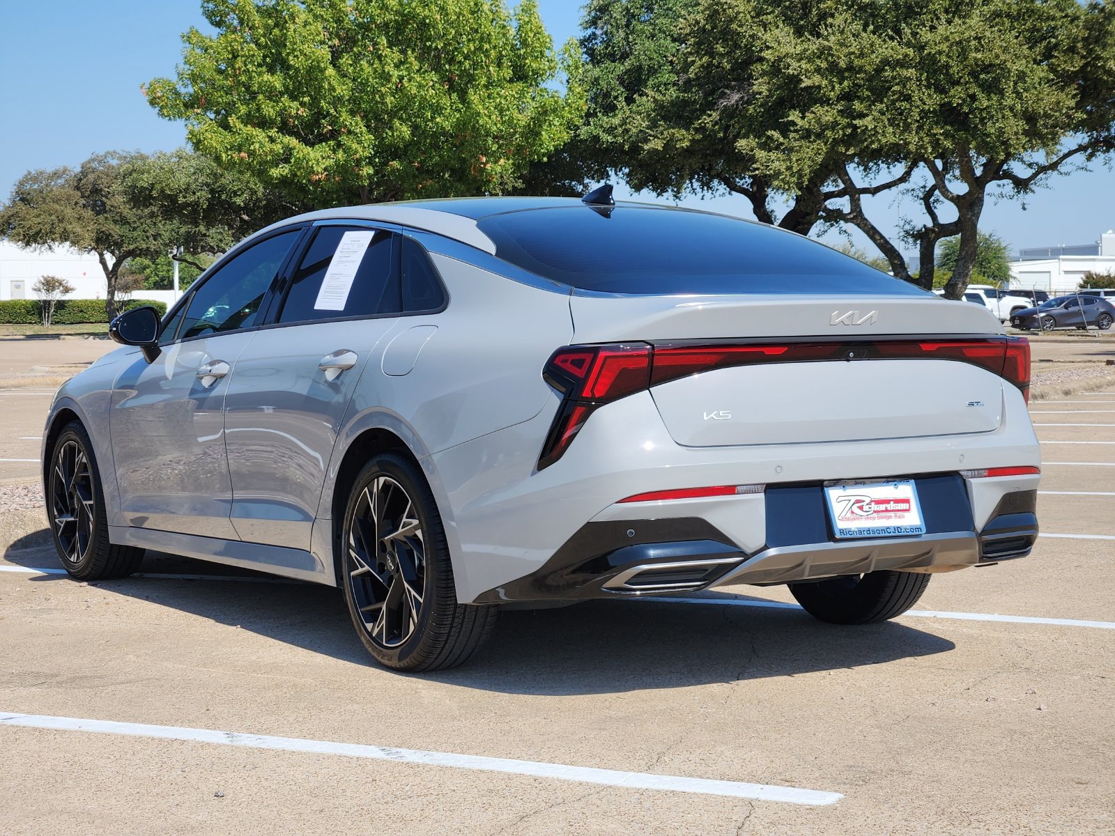 Used 2025 Kia K5 GT-Line w/ GT-Line Premium Package FWD image 4