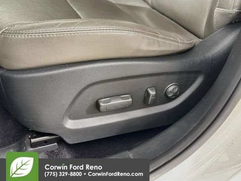 Used 2017 Hyundai Santa Fe Limited AWD/4WD image 20