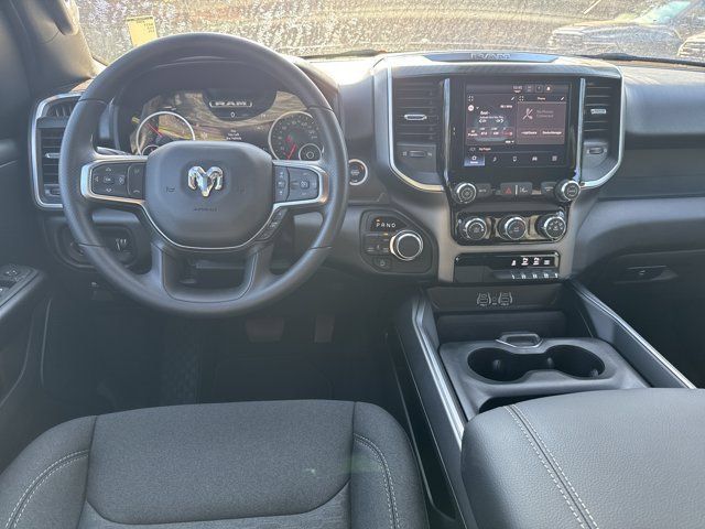New 2026 RAM 1500 Express AWD/4WD image 21