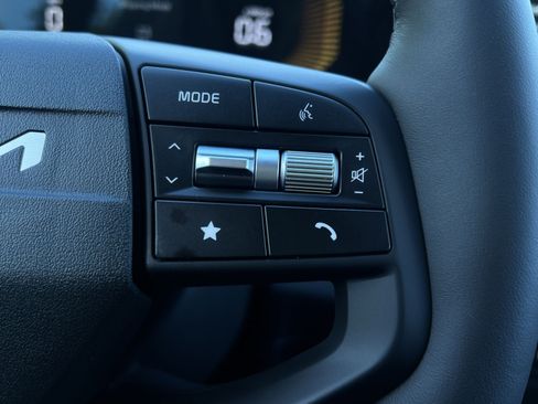 New 2027 Kia Sportage LX w/ LX Convenience Package FWD image 23