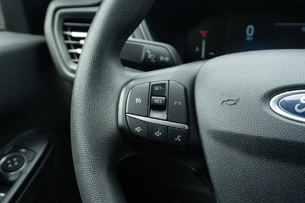 Used 2025 Ford Escape Active AWD/4WD image 25