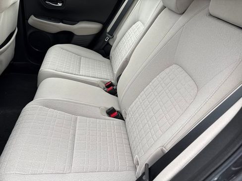 Used 2023 Honda HR-V LX image 10