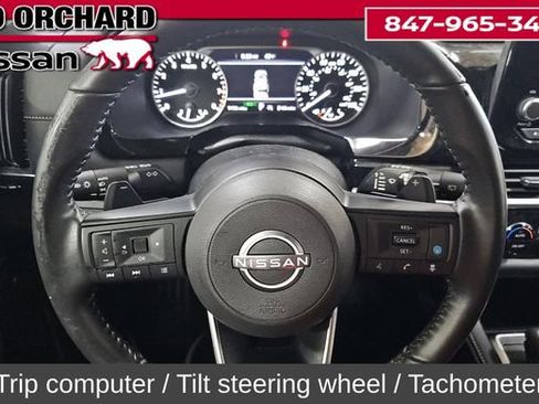 Used 2024 Nissan Pathfinder SV image 10