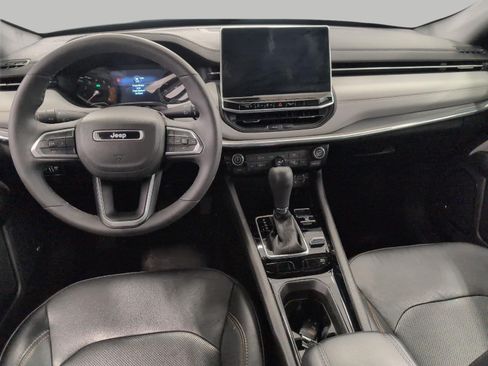 Used 2023 Jeep Compass Limited w/ Sun and Sound Group AWD/4WD image 8